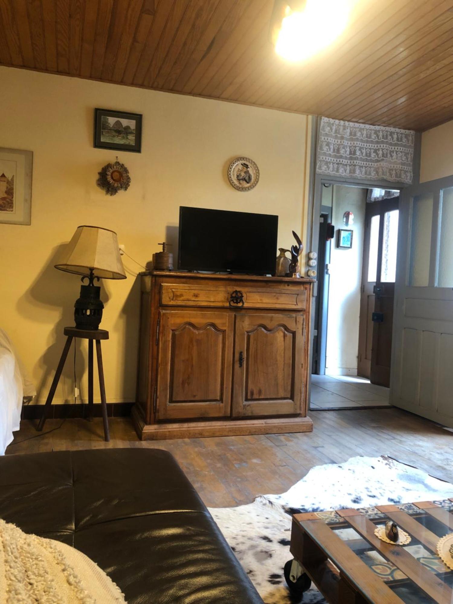 Le pigeonnier logement 4 personnes La maisonnette rénovée logement 2 personnes Floirac  Esterno foto