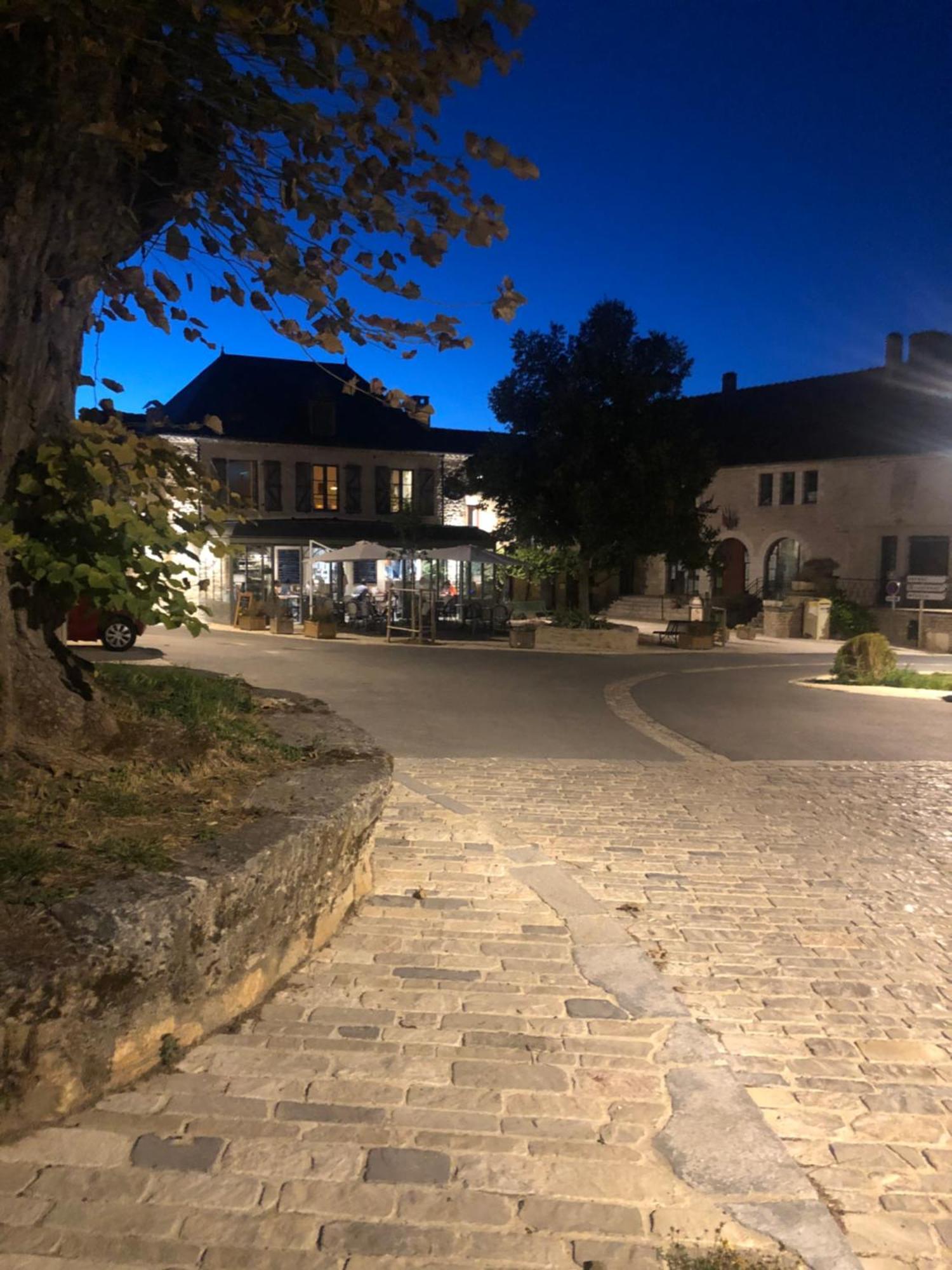 Le pigeonnier logement 4 personnes La maisonnette rénovée logement 2 personnes Floirac  Esterno foto